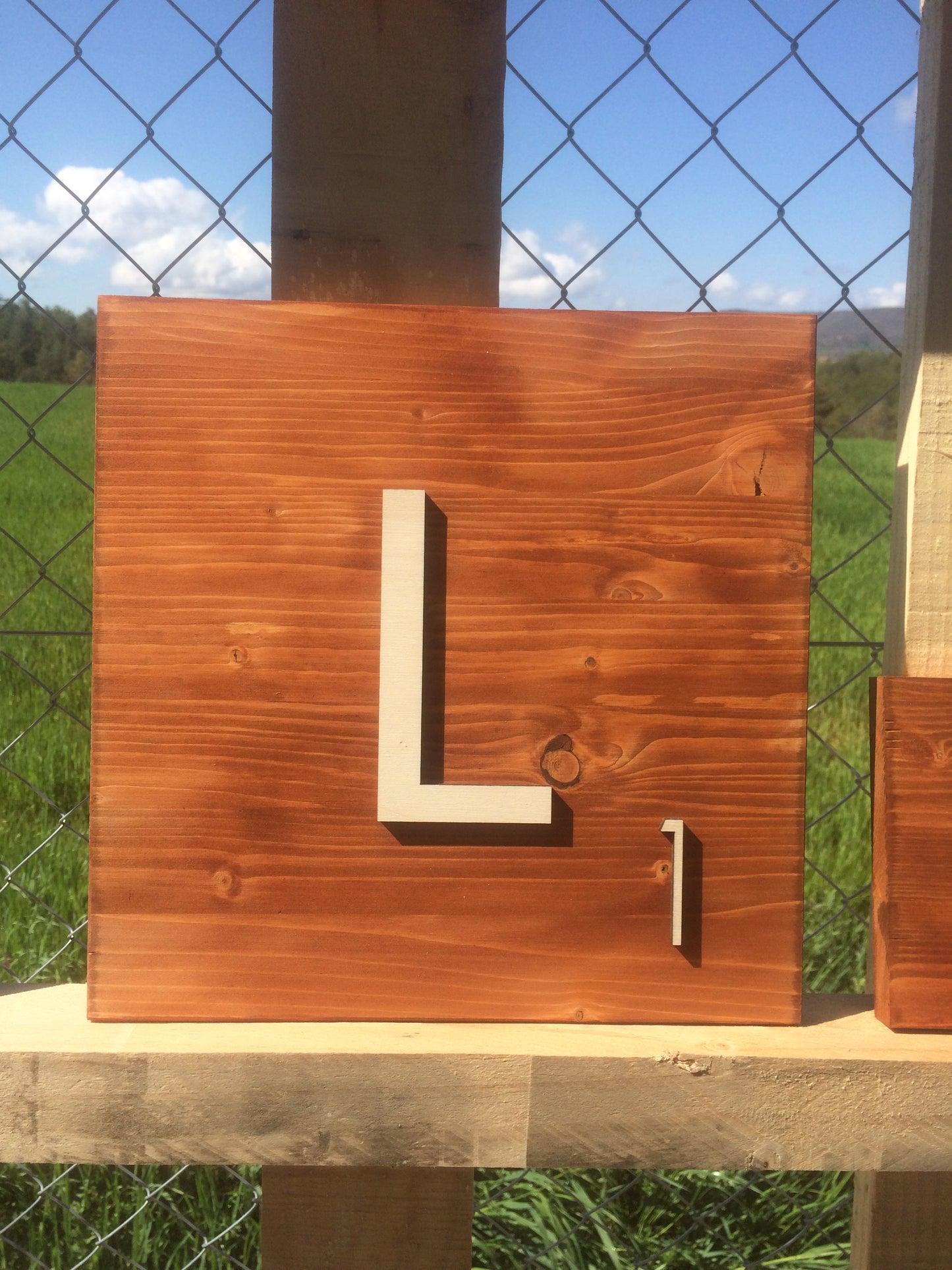 Lletres decoratives Scrabble grans marró