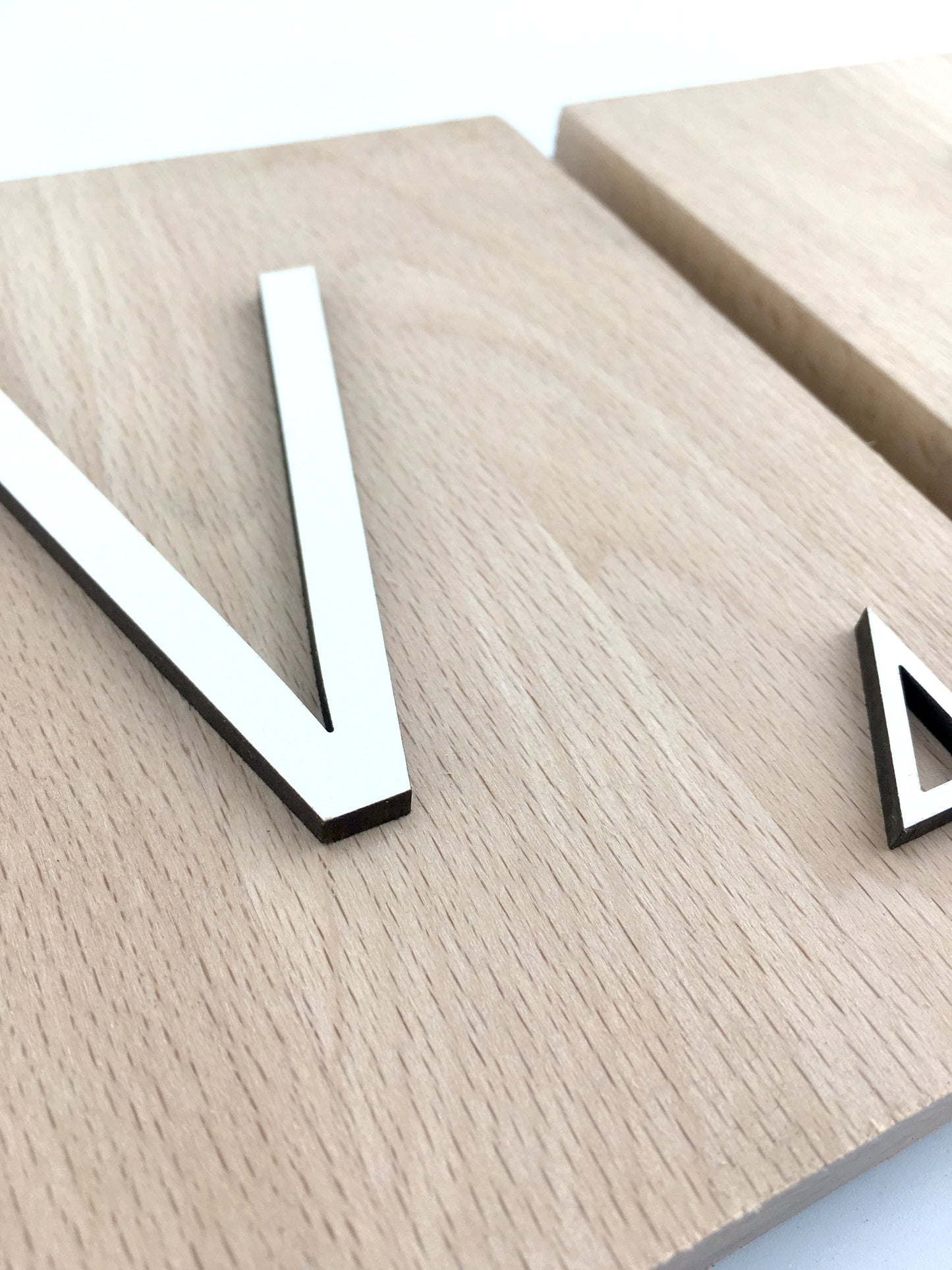 Lletres decoratives Scrabble grans de fusta natural