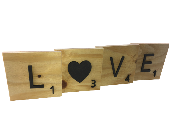 Lletres decoratives Scrabble grans de fusta natural