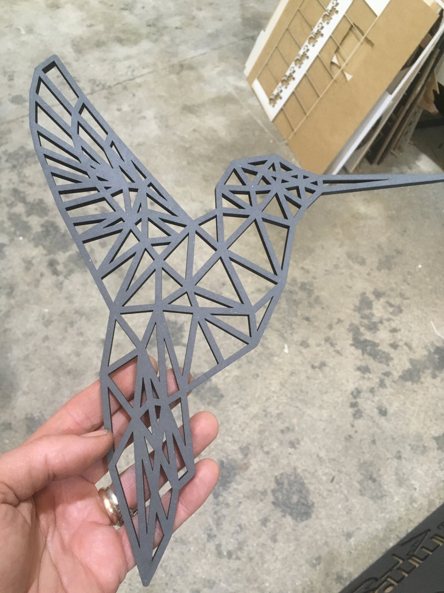 Colibri en bois personnalisé pour décoration murale