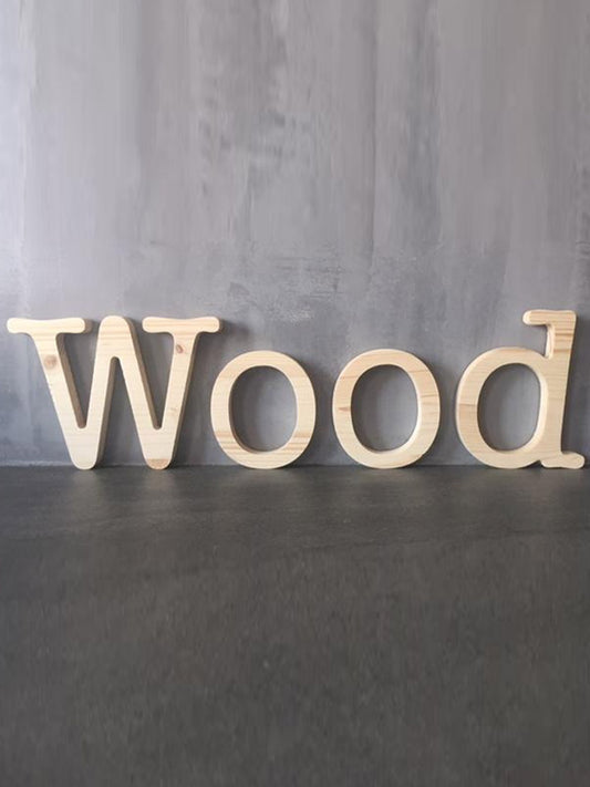 Letras de madera natural para formar nombres y frases