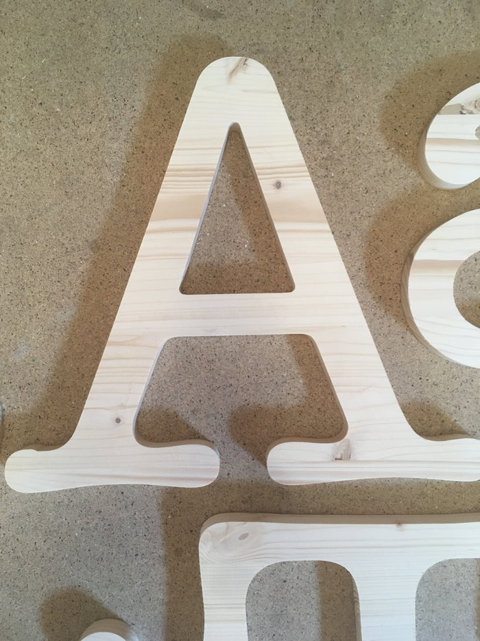 Letras grandes de madera natural – Letrasynombres